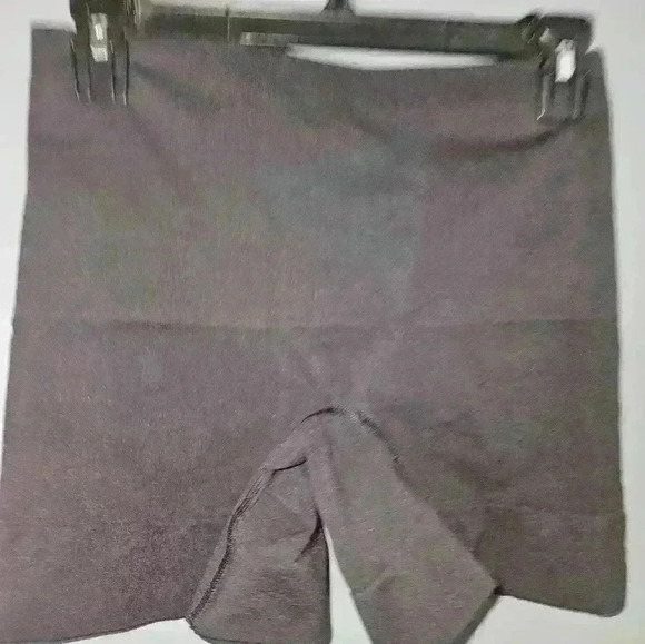 Body Shaping Shorts Size Xl - Picture 5 of 11